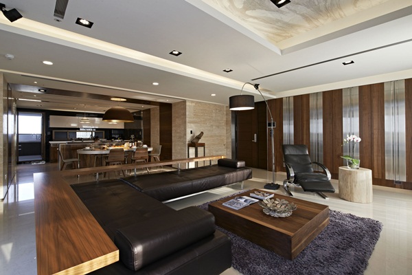 位於新北市新店的精華地帶，近百坪的樓中樓空間，是屋